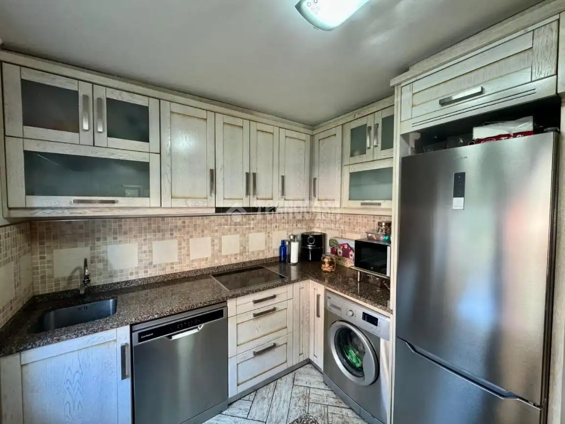 Cocina de Piso en venta en El Astillero   con Calefacción, Parquet y Terraza