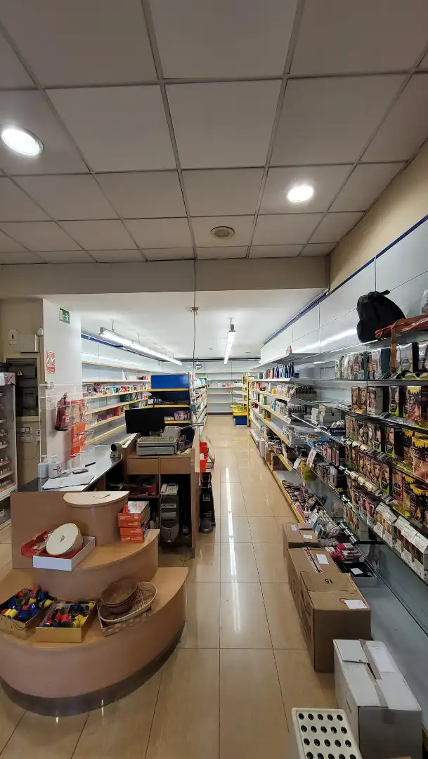 Local comercial en venda a Avenida Alcalde José Fernandín 26, imagen 5