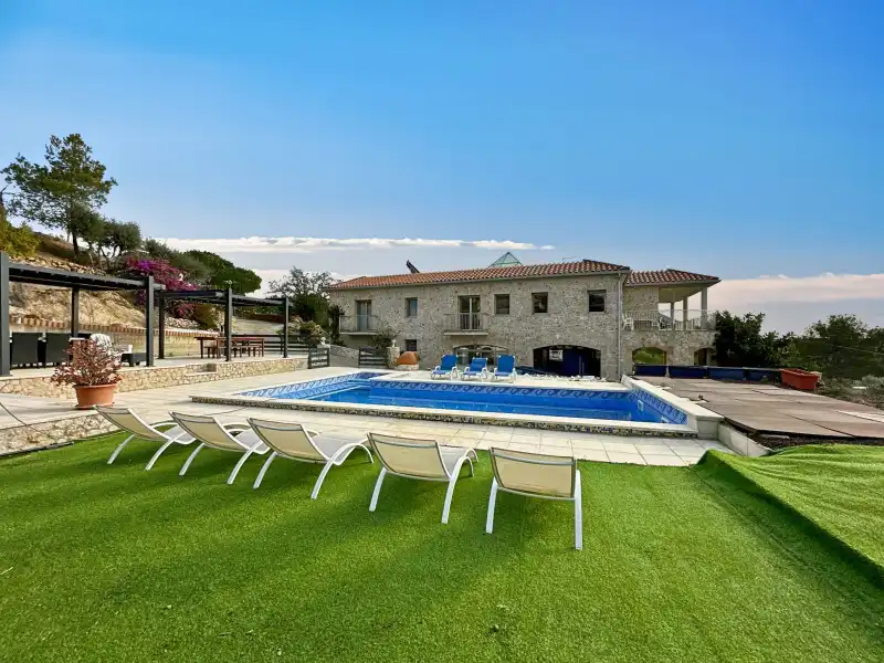 Swimming pool of Houses for sale in Vilajuïga  with Air Conditioner, Heating and Terrace