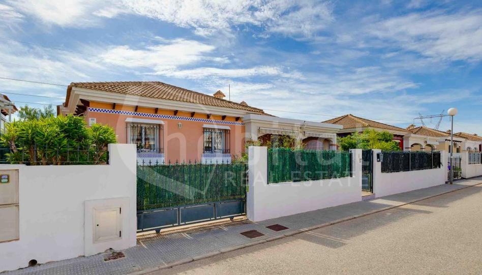 Foto 1 de Casa o xalet en venda a Calle Chumbera, 95, Los Montesinos, Alicante