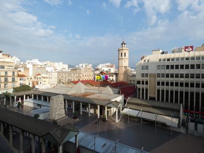 Vista exterior de Pis en venda en Castellón de la Plana / Castelló de la Plana