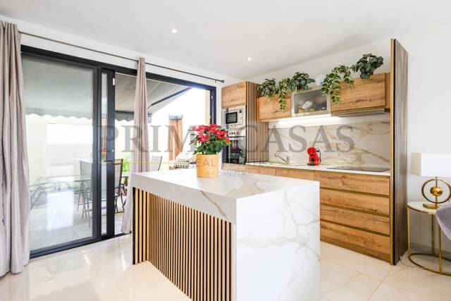 Casa adosada en Venta en El Tablero