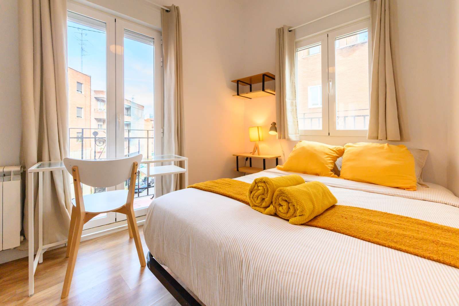 Dormitori de Apartament per a compartir en  Madrid Capital amb Aire condicionat, Calefacció i Terrassa