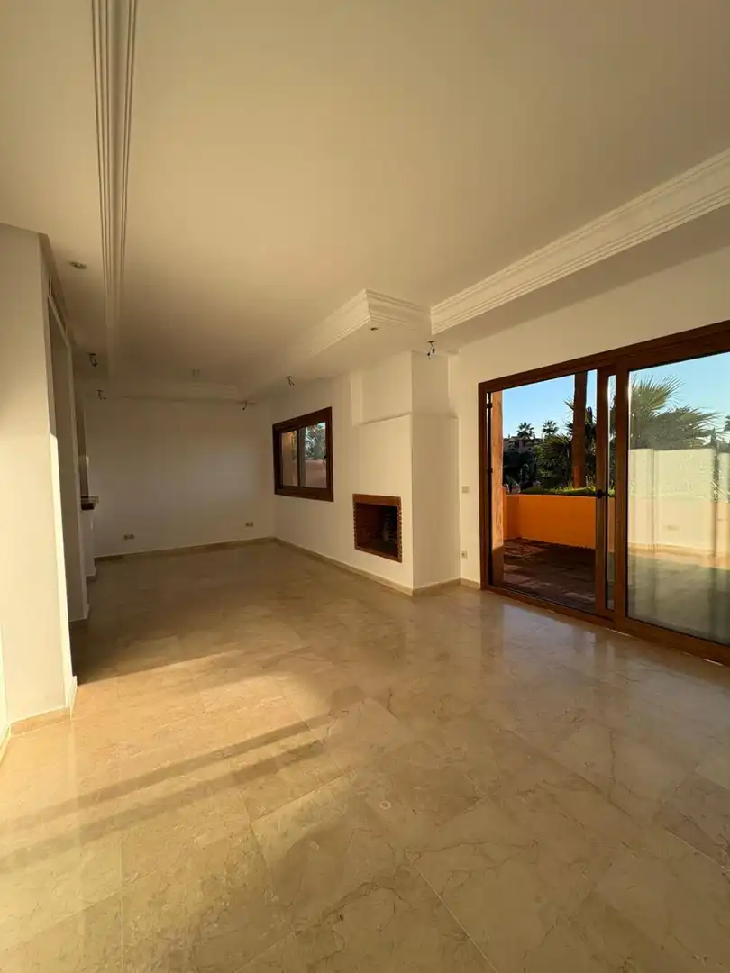 Sala d'estar de Casa o xalet en venda en Mijas amb Calefacció, Jardí privat i Terrassa