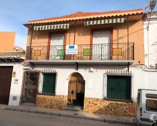 Vista exterior de Planta baixa en venda en Herencia amb Terrassa