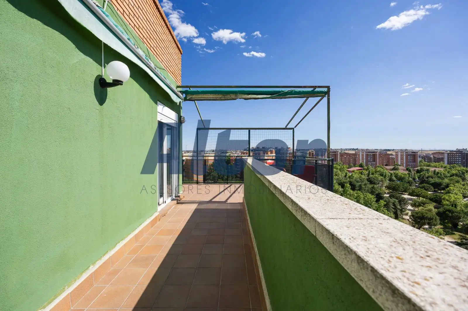 Terrasse von Dachboden zum Verkauf in Fuenlabrada mit Heizung, Terrasse und Alarm