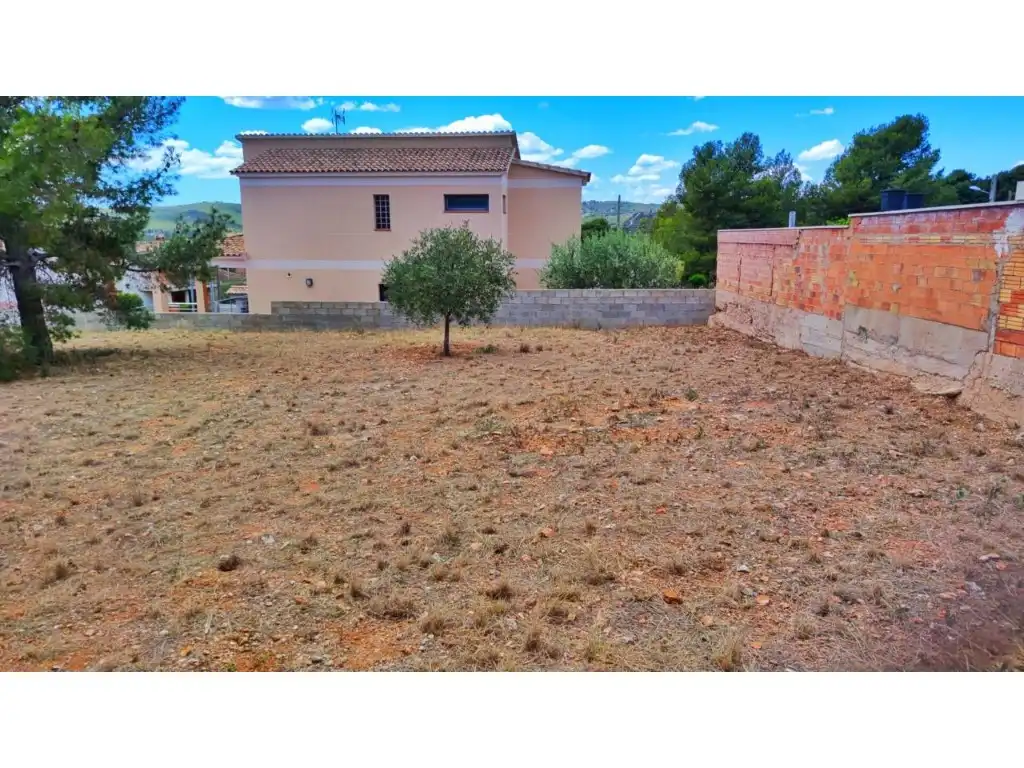 Wohnbaugrundstück zum Verkauf in La Bisbal del Penedès, imagen 2