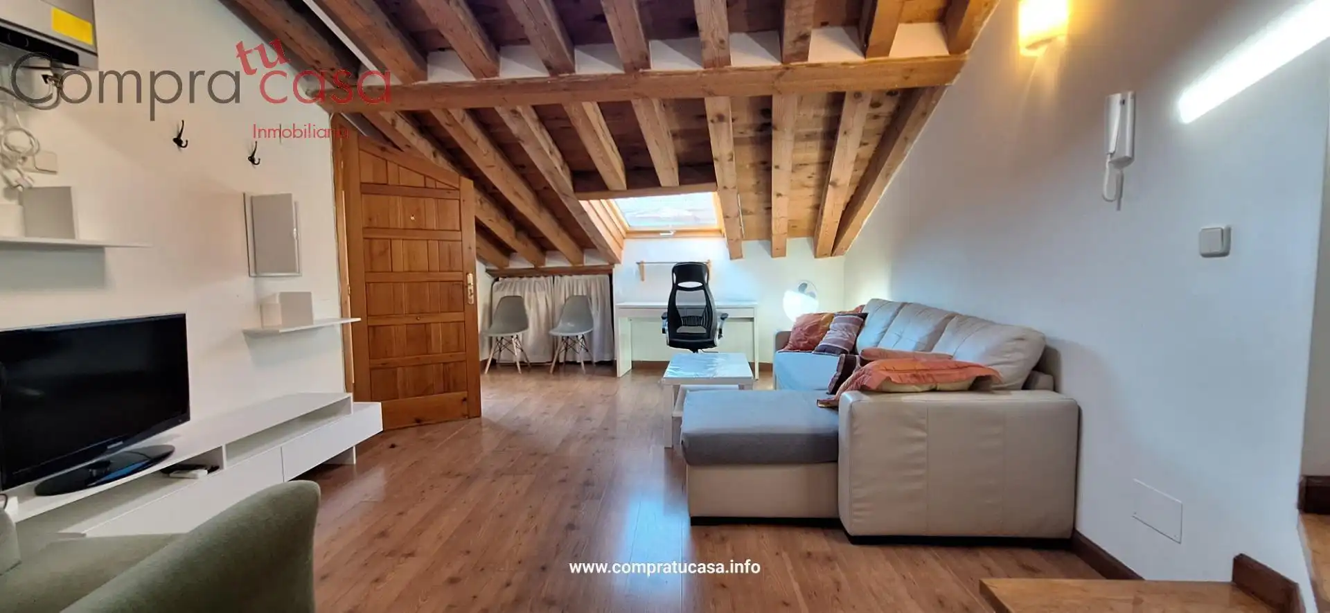 Apartamento de alquiler en Segovia con Calefacción, Terraza y Amueblado