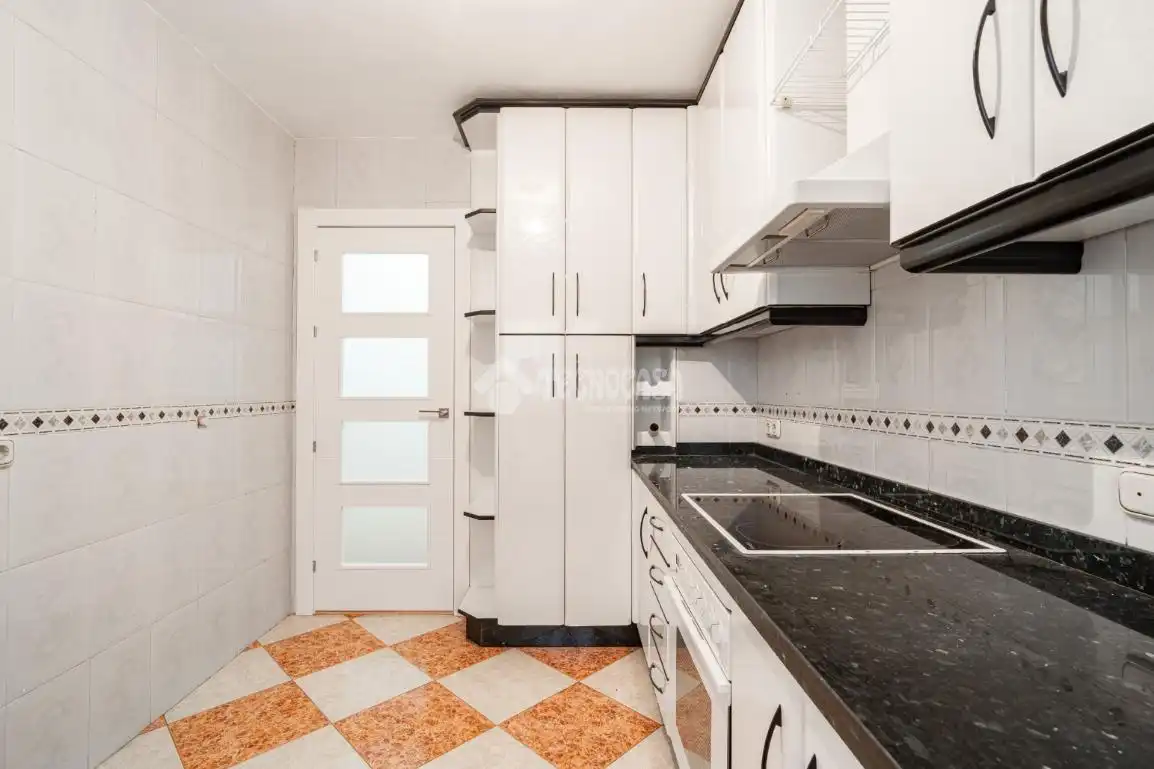 Küche von Wohnung zum Verkauf in Granada