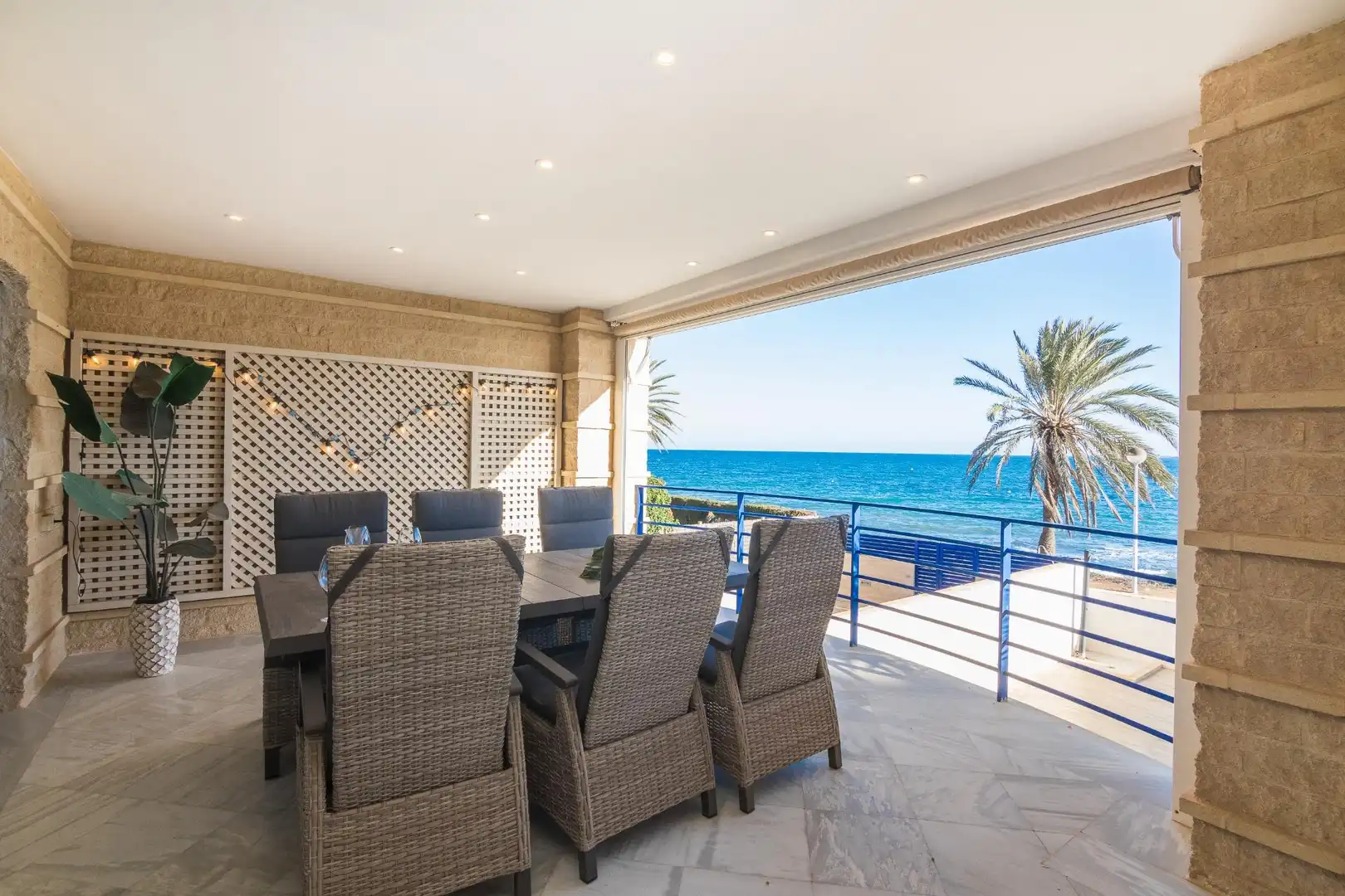 Terrasse von Haus oder Chalet zum Verkauf in Santa Pola mit Klimaanlage, Heizung und Privatgarten