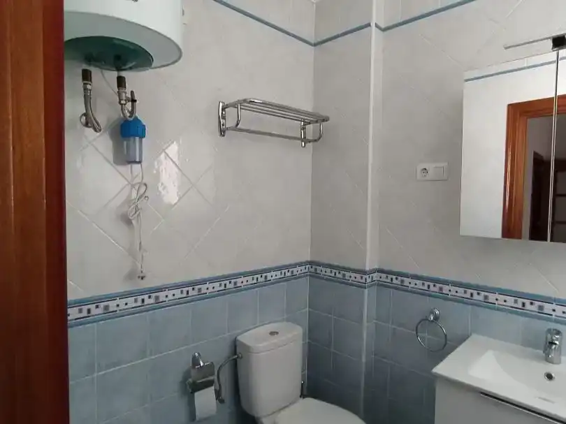 Bany de Pis de lloguer en Torrequebrada