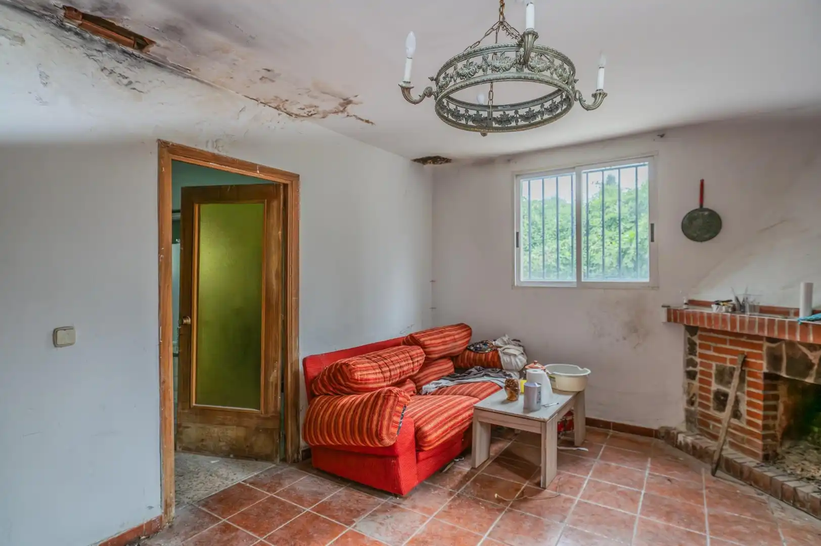 Sala de estar de Casa o chalet en venta en Yeles con Aire acondicionado, Calefacción y Jardín privado