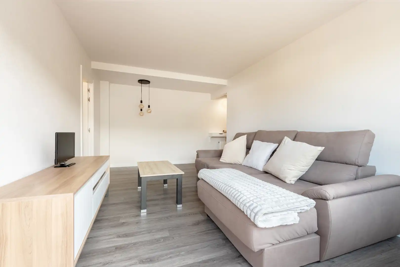 Living room of Flat for sale in Castro-Urdiales  with Heating, Parquet flooring and Terrace