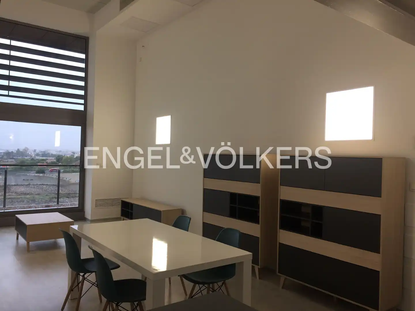 Flat for rent in Xirivella  with Air Conditioner, Heating and Terrace