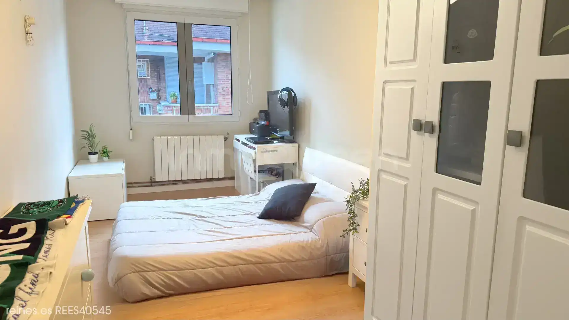 Bedroom of Flat for sale in Los Corrales de Buelna   with Heating and Furnished