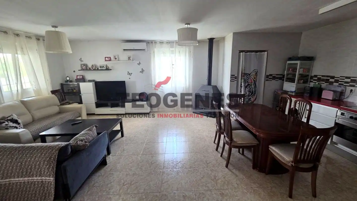 Casa o xalet en venda a Camino de la Acacia, Villar de Cañas