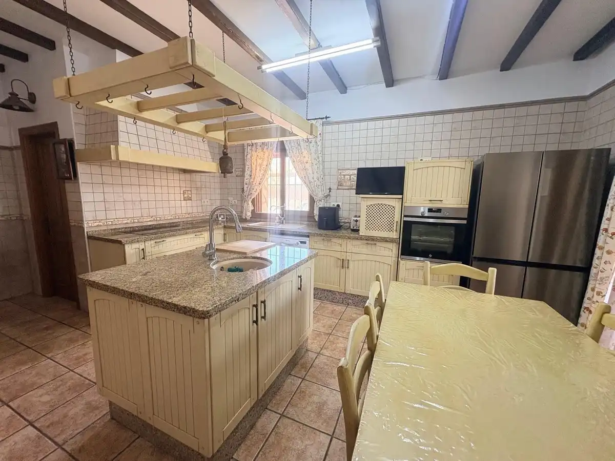 Cuina de Casa o xalet en venda en Manilva amb Terrassa i Traster