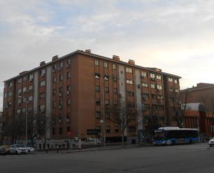 Exterior view of Flat to rent in  Madrid Capital  with Air Conditioner, Parquet flooring and Storage room