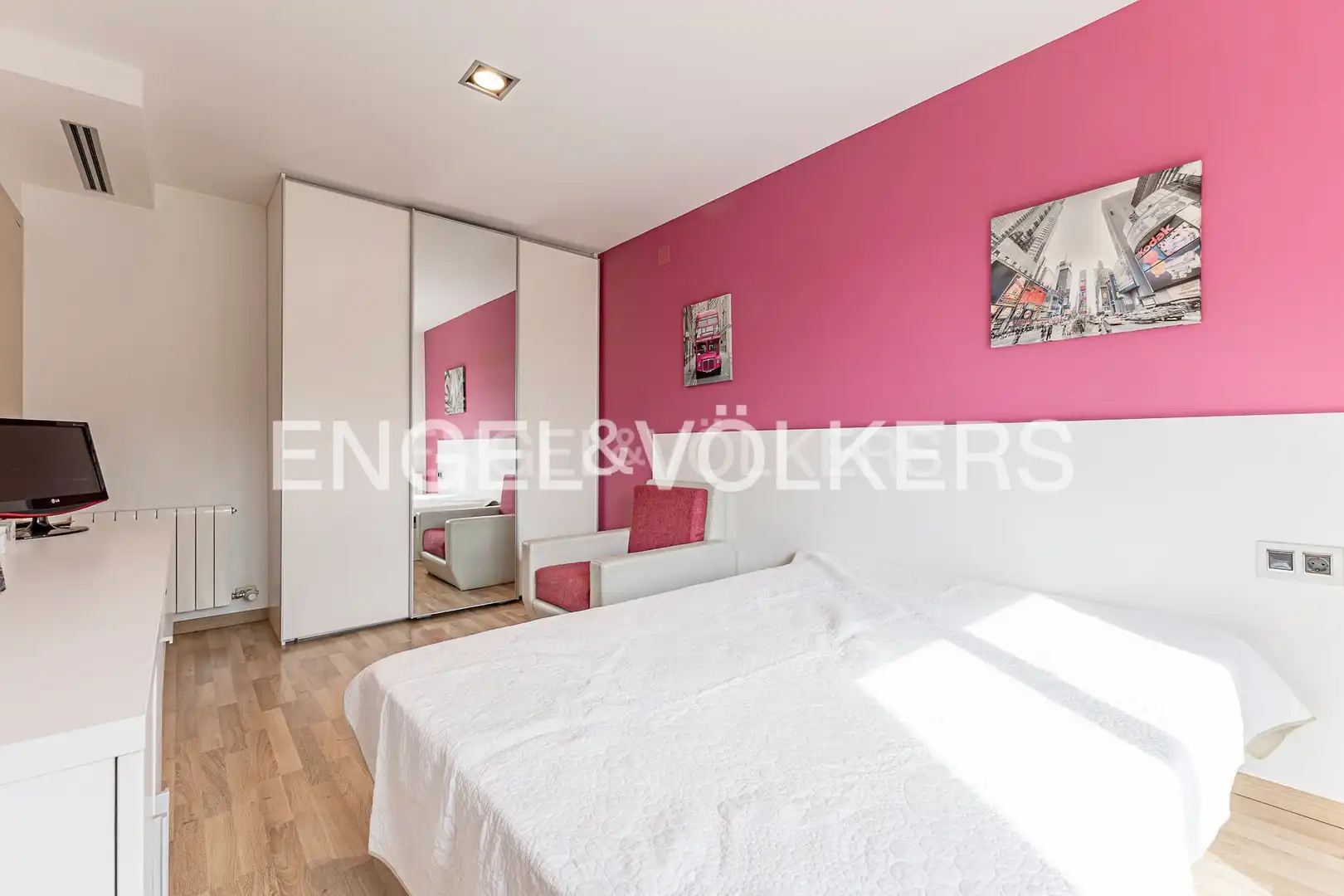 Habitación de Casa o chalet en venta en El Vendrell con Aire acondicionado, Calefacción y Jardín privado