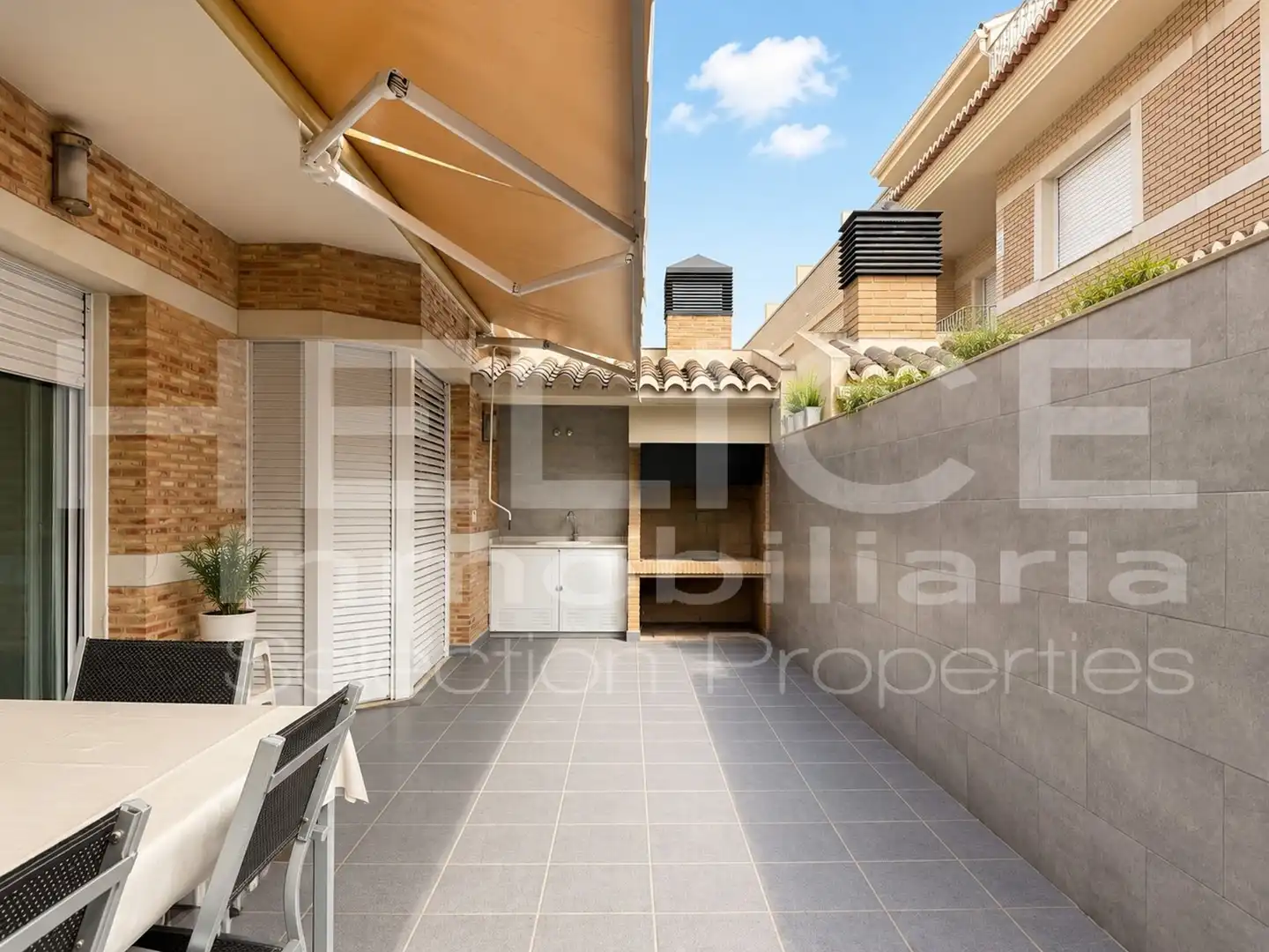 Terraza de Casa o chalet en venta en Sedaví con Aire acondicionado, Calefacción y Parquet