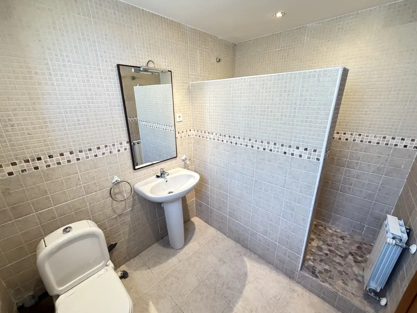 Bathroom of Houses for sale in Yebes  with Heating and Private garden