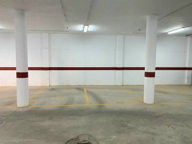 Garaje en Alquiler en Calle Alcaldes Mayores en La Charca - Majada Marcial