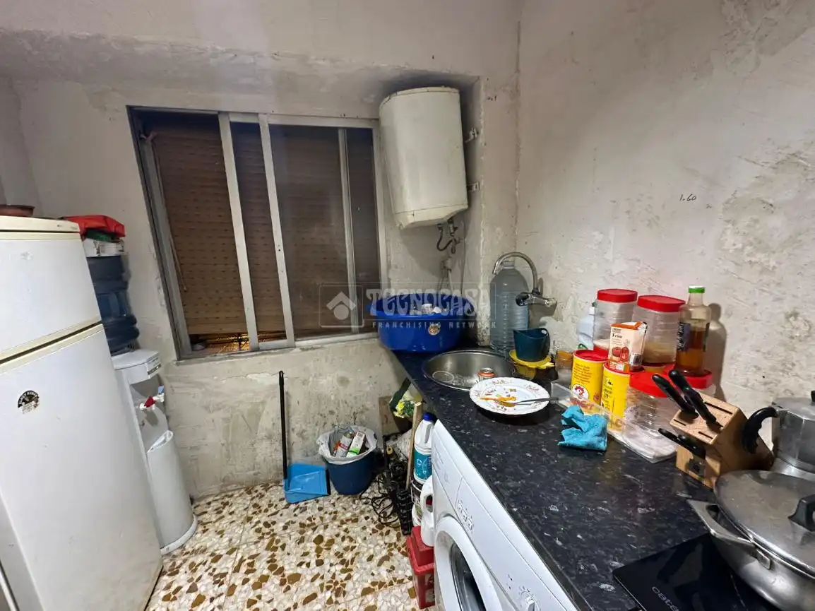 Kitchen of Flat for sale in Zaragoza