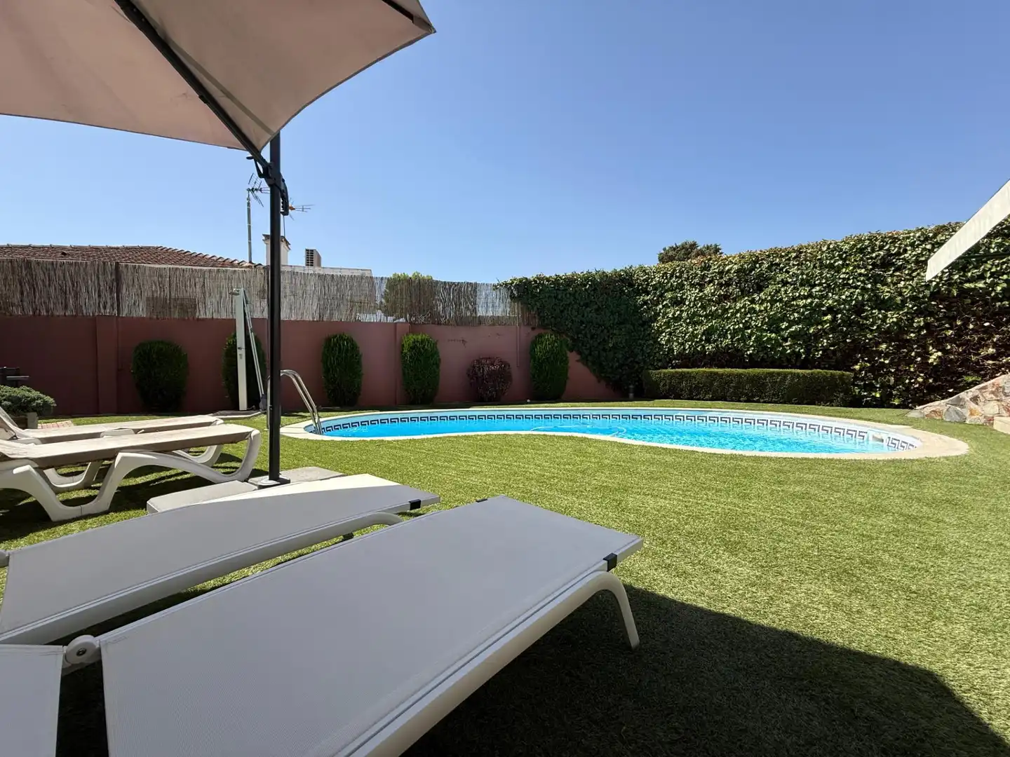 Piscina de Casa o xalet en venda en Arganda del Rey amb Aire condicionat, Calefacció i Jardí privat