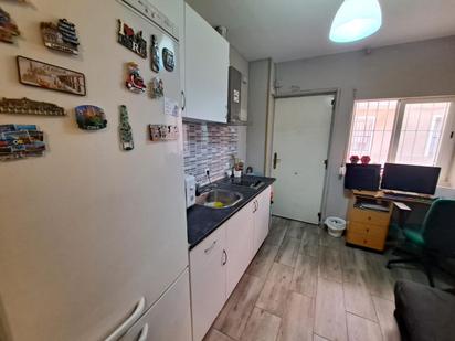 Kitchen of Planta baja to rent in  Madrid Capital  with Heating