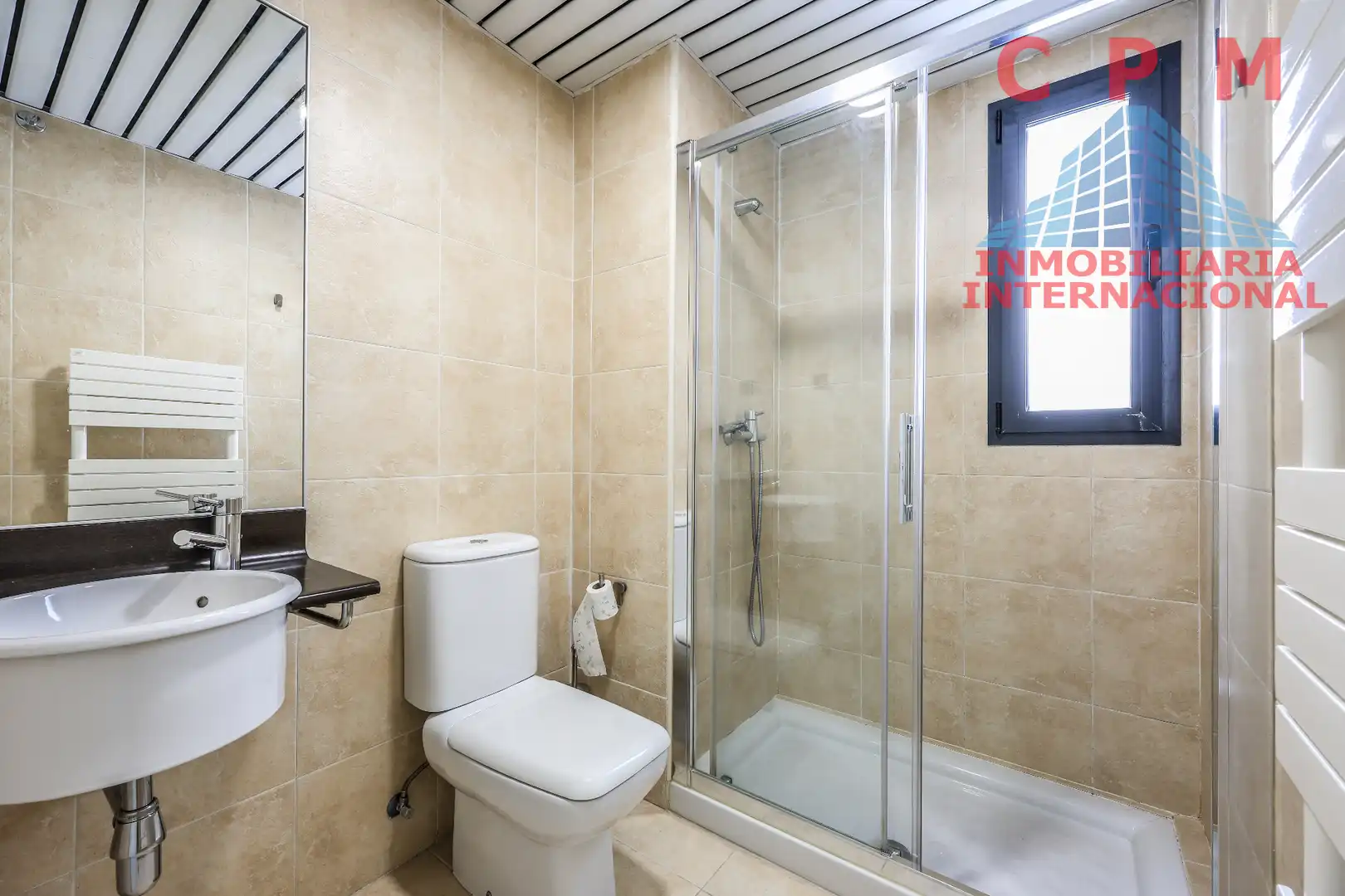 Bany de Àtic de lloguer en Madrid amb Aire condicionat, Calefacció i Parquet