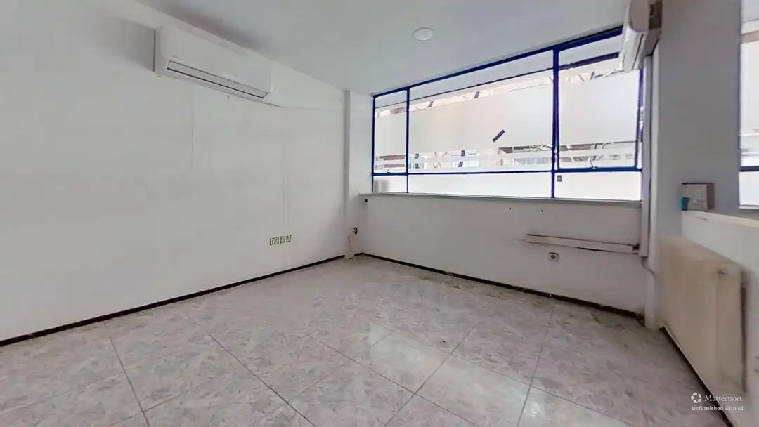 Office for rent in Madrid  with Air Conditioner and Heating
