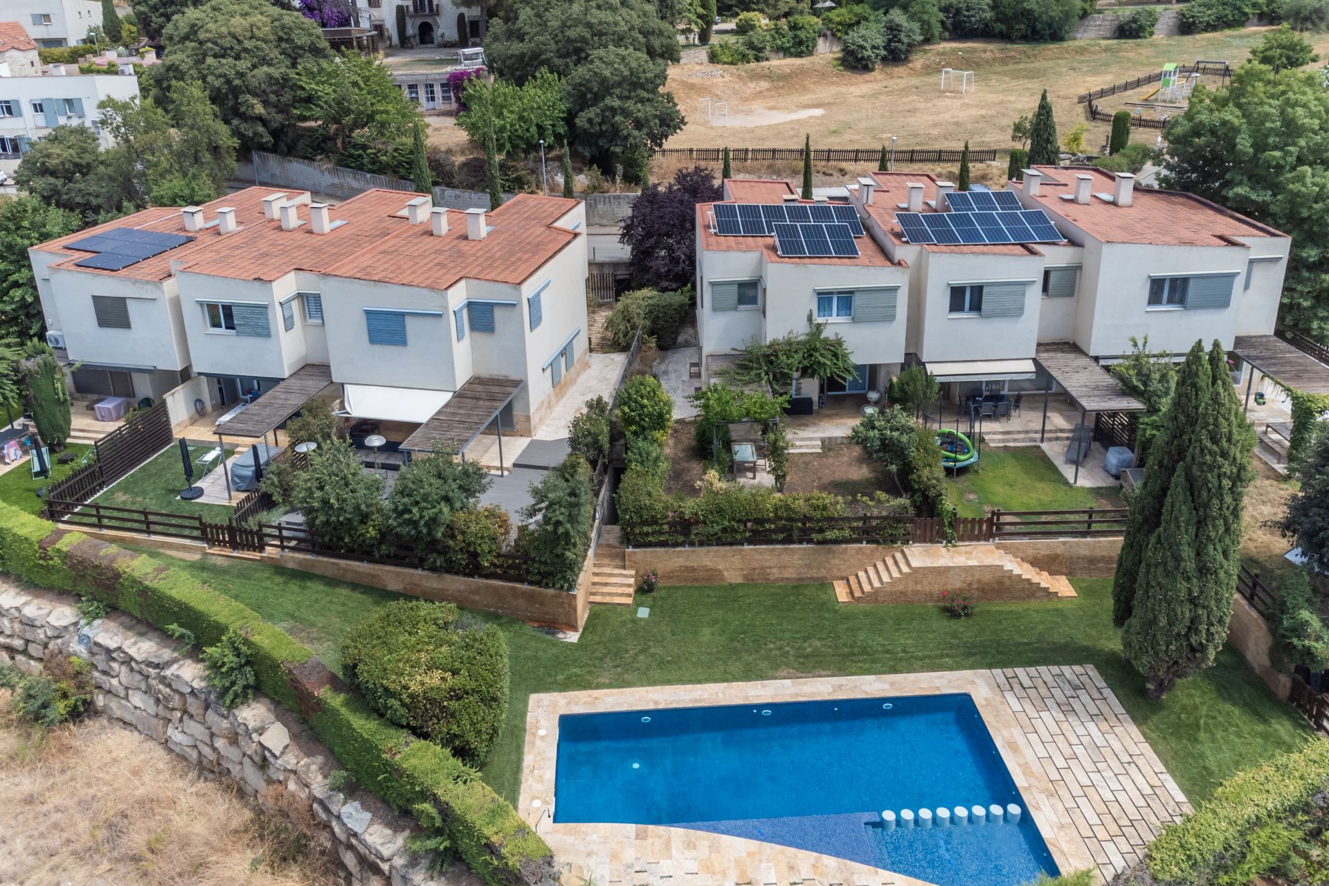 Vista exterior de Casa adosada en venda en Cànoves I Samalús amb Calefacció, Jardí privat i Parquet