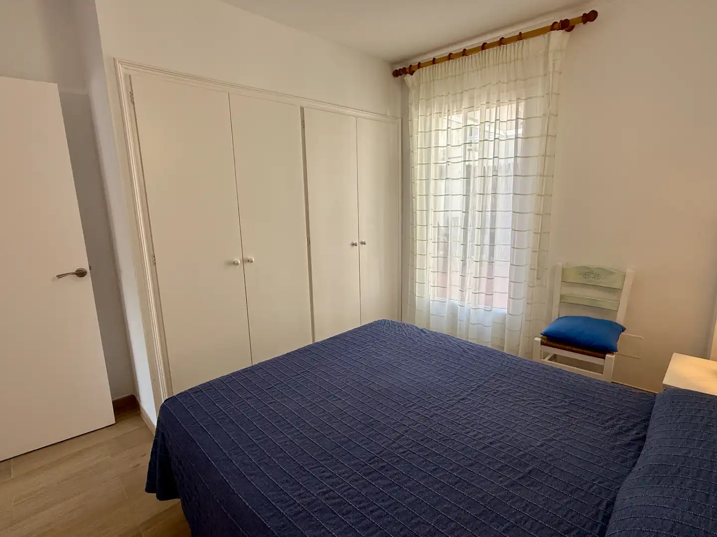 Schlafzimmer von Wohnung zur Miete in Palafrugell mit Klimaanlage, Parkett und Terrasse