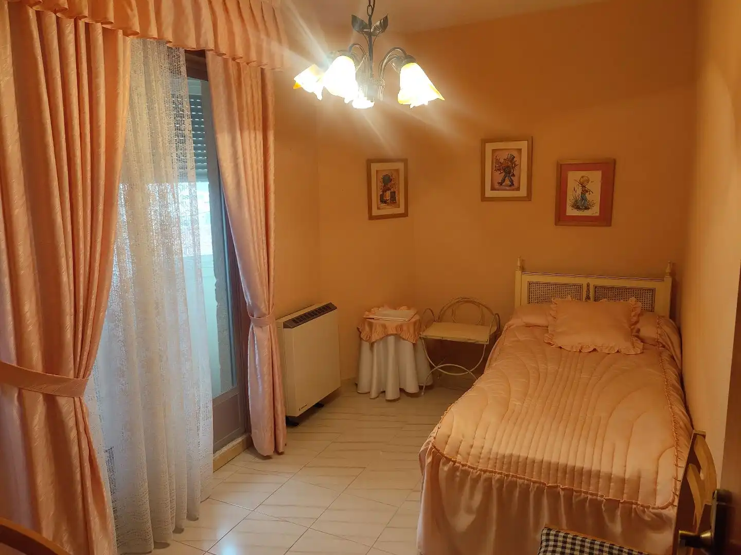 Habitación de Casa o chalet en venta en La Guardia con Calefacción, Terraza y Trastero