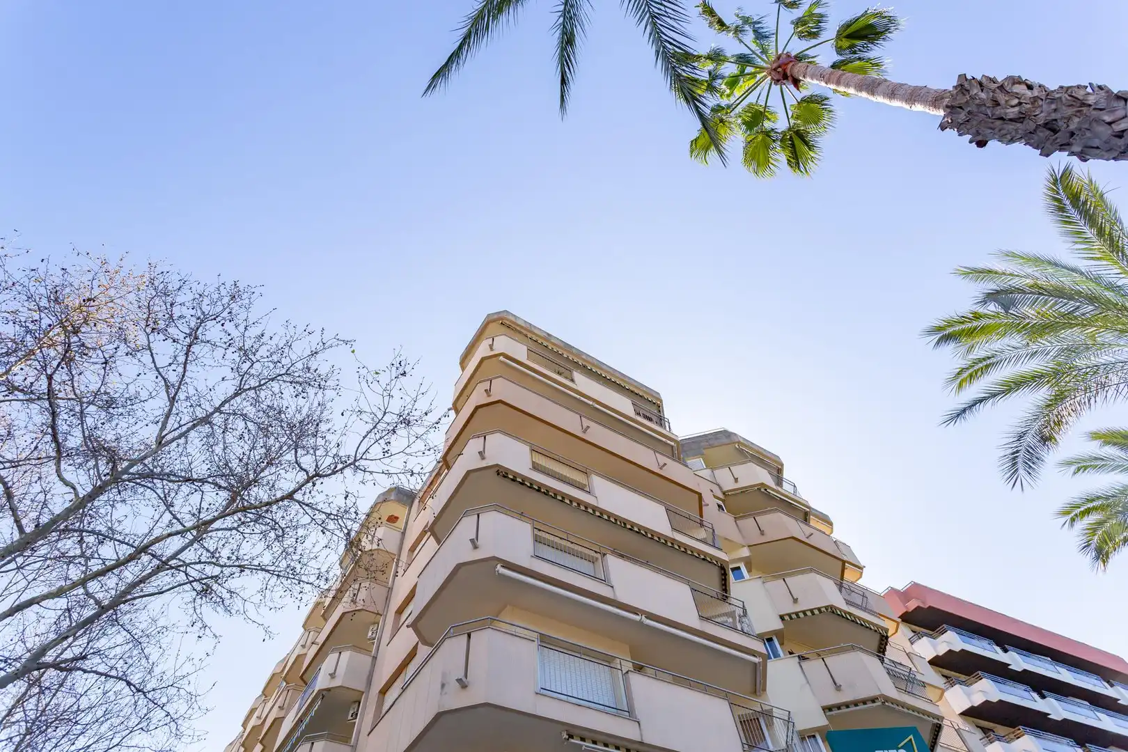 Exterior view of Flat for sale in Salou  with Air Conditioner, Private garden and Terrace
