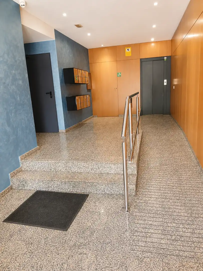 Appartement avec ascenseur à louer à Montilivi, imagen 12