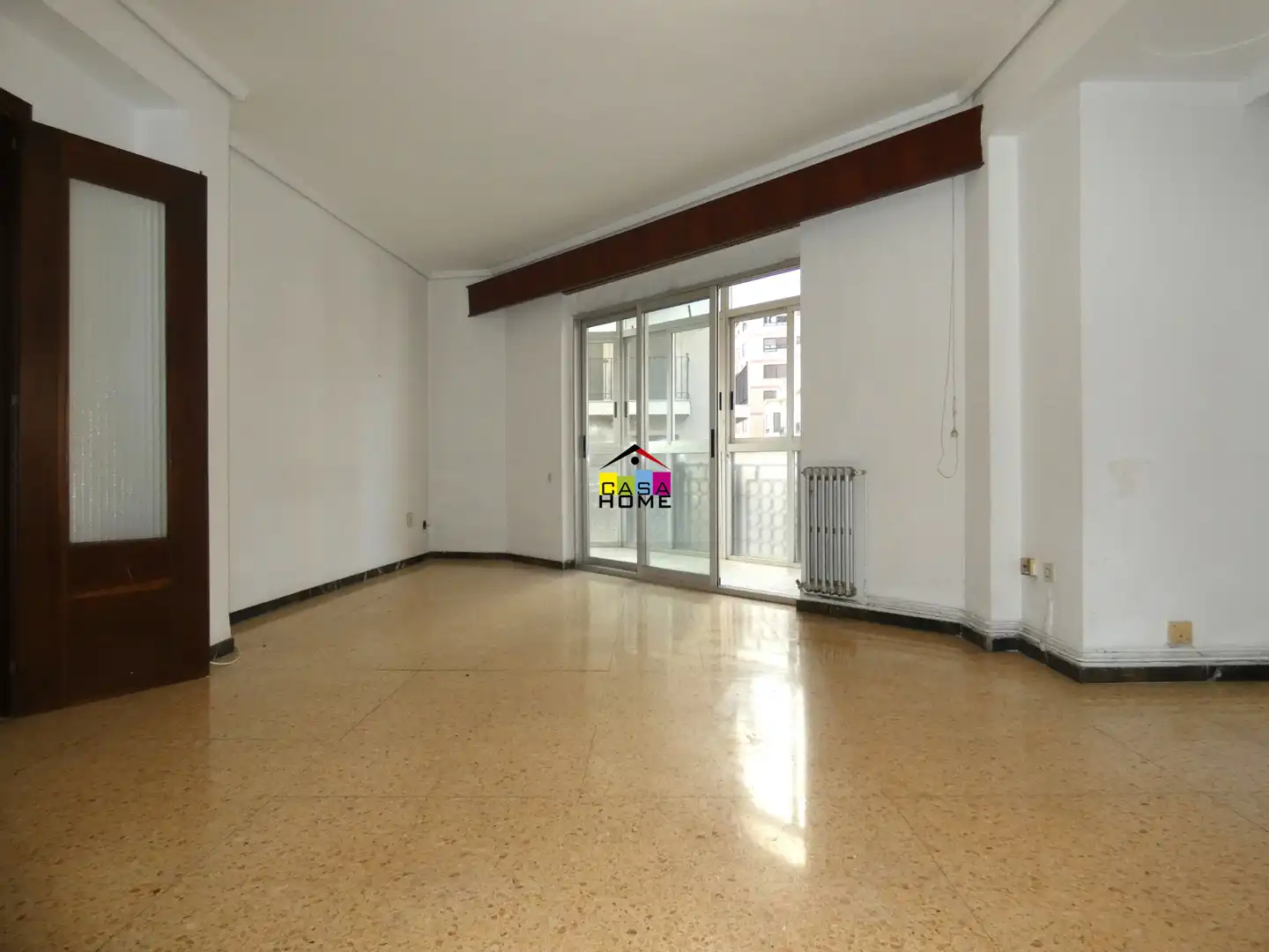Sala d'estar de Pis en venda en Castellón de la Plana / Castelló de la Plana amb Calefacció, Traster i Balcó