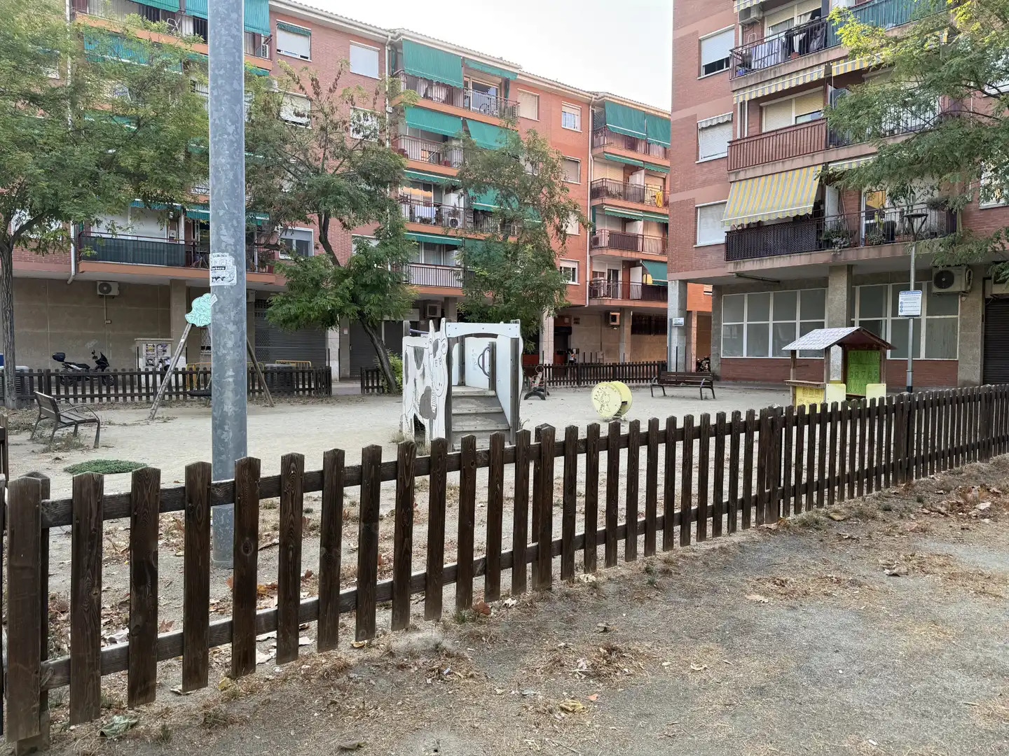 Vista exterior de Piso en venta en Molins de Rei con Aire acondicionado, Calefacción y Parquet