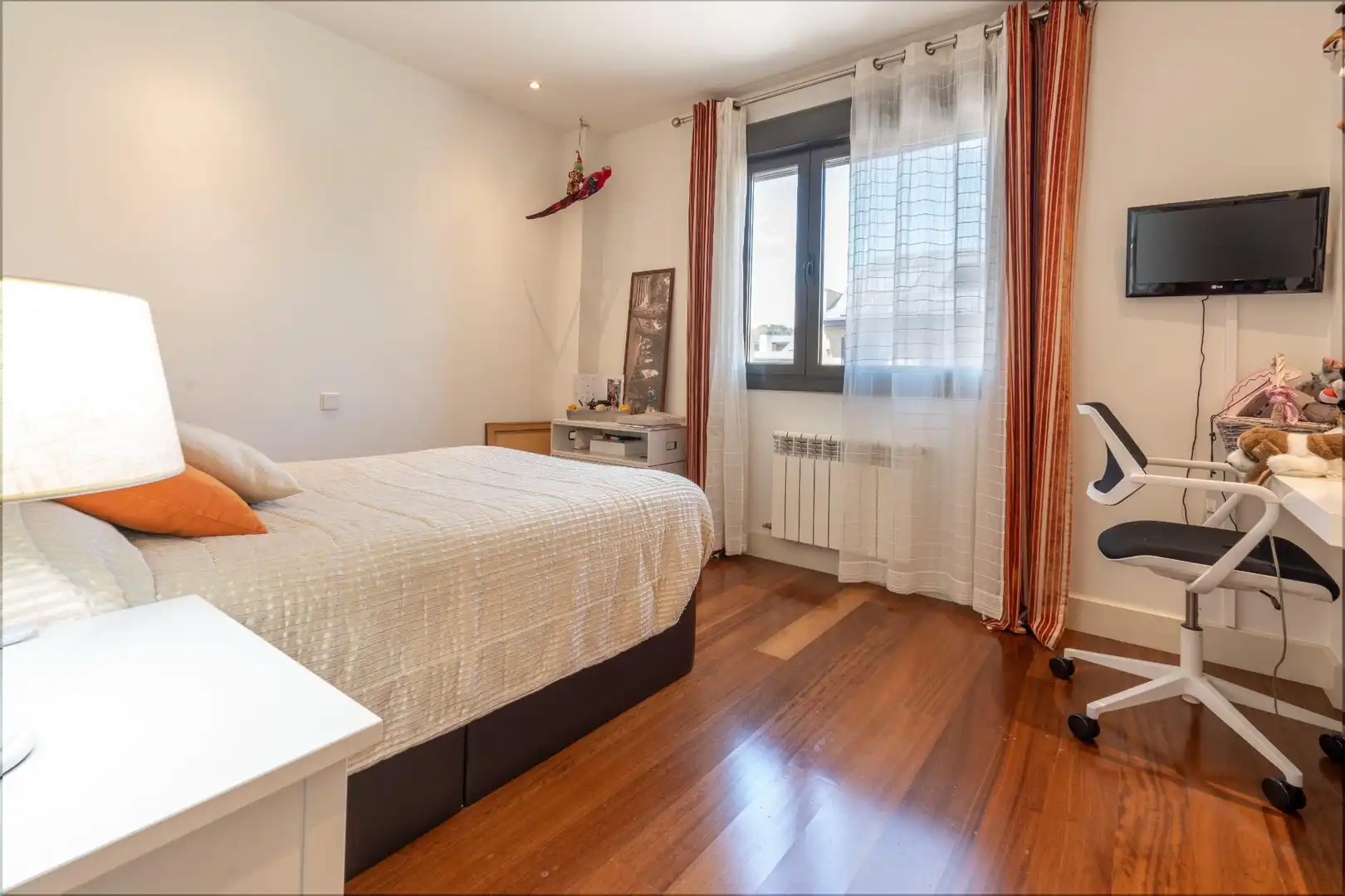 Chalet con terraza en venta en Calle PICO DE LA MIEL, imagen 33