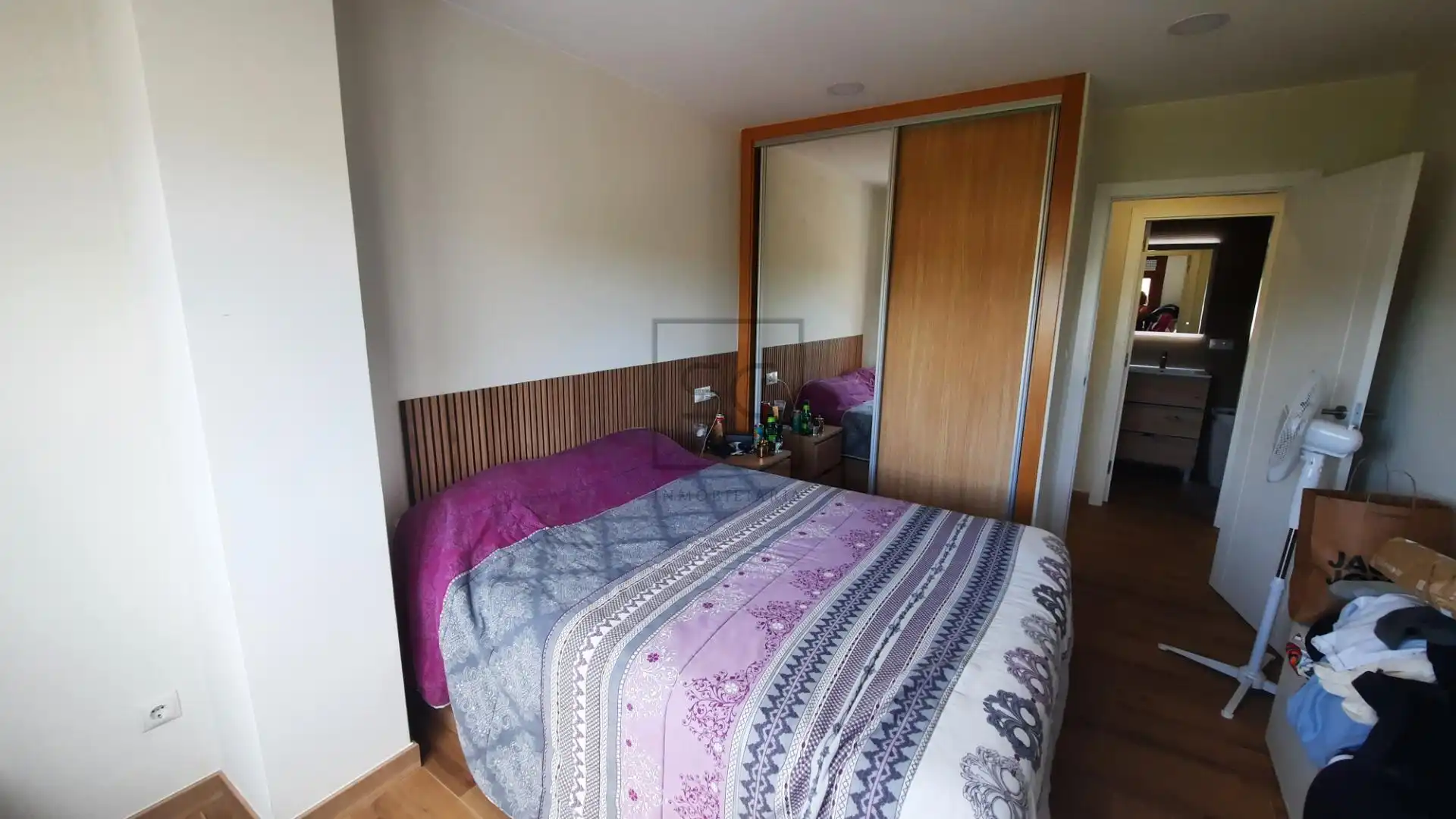 Schlafzimmer von Wohnung zum Verkauf in Narón mit Heizung, Abstellraum und Möbliert