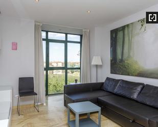 Bedroom of Flat to rent in  Madrid Capital  with Air Conditioner and Balcony