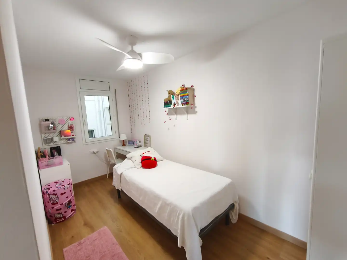 Habitación de Dúplex en venta en Girona con Aire acondicionado, Calefacción y Parquet