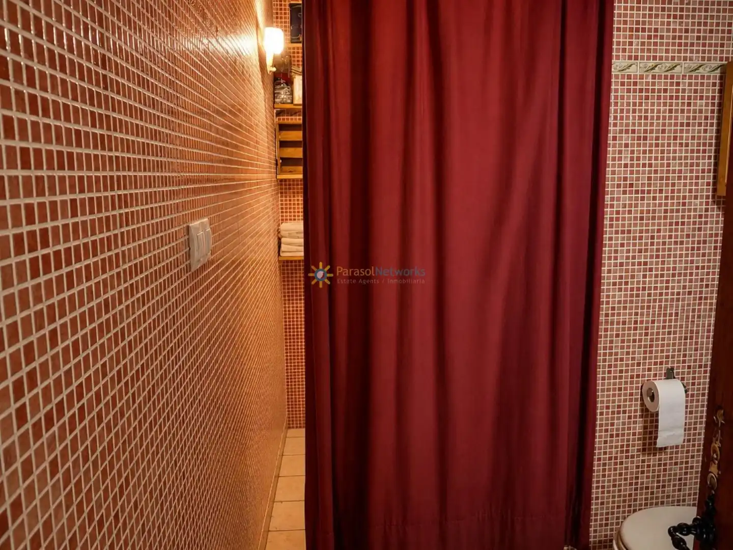 Baño de Edificio en venta en El Palomar con Piscina comunitaria