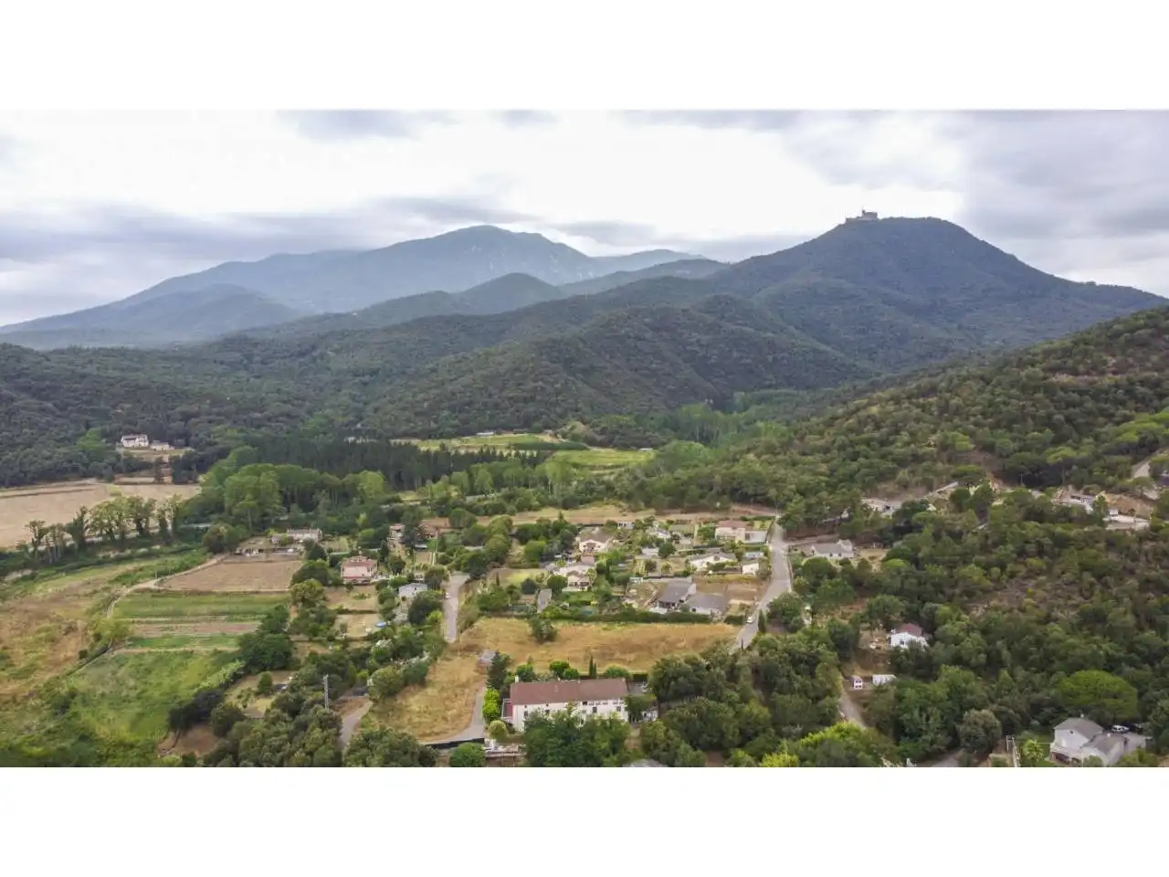 Vista exterior de Finca rústica en venda en Sant Feliu de Buixalleu