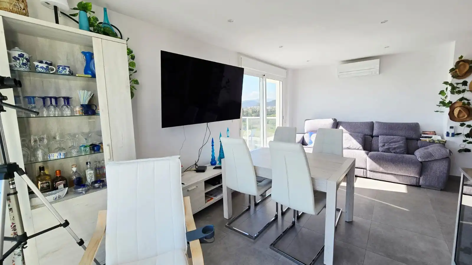 Menjador de Apartament en venda en Oliva amb Aire condicionat, Terrassa i Traster