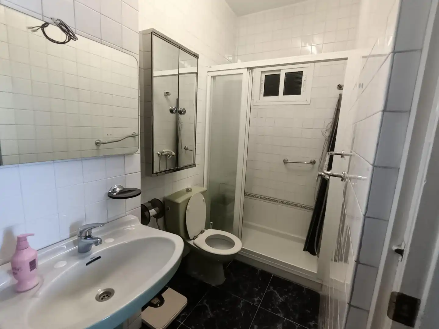 Baño de Piso de alquiler en Valladolid con Calefacción, Parquet y Terraza