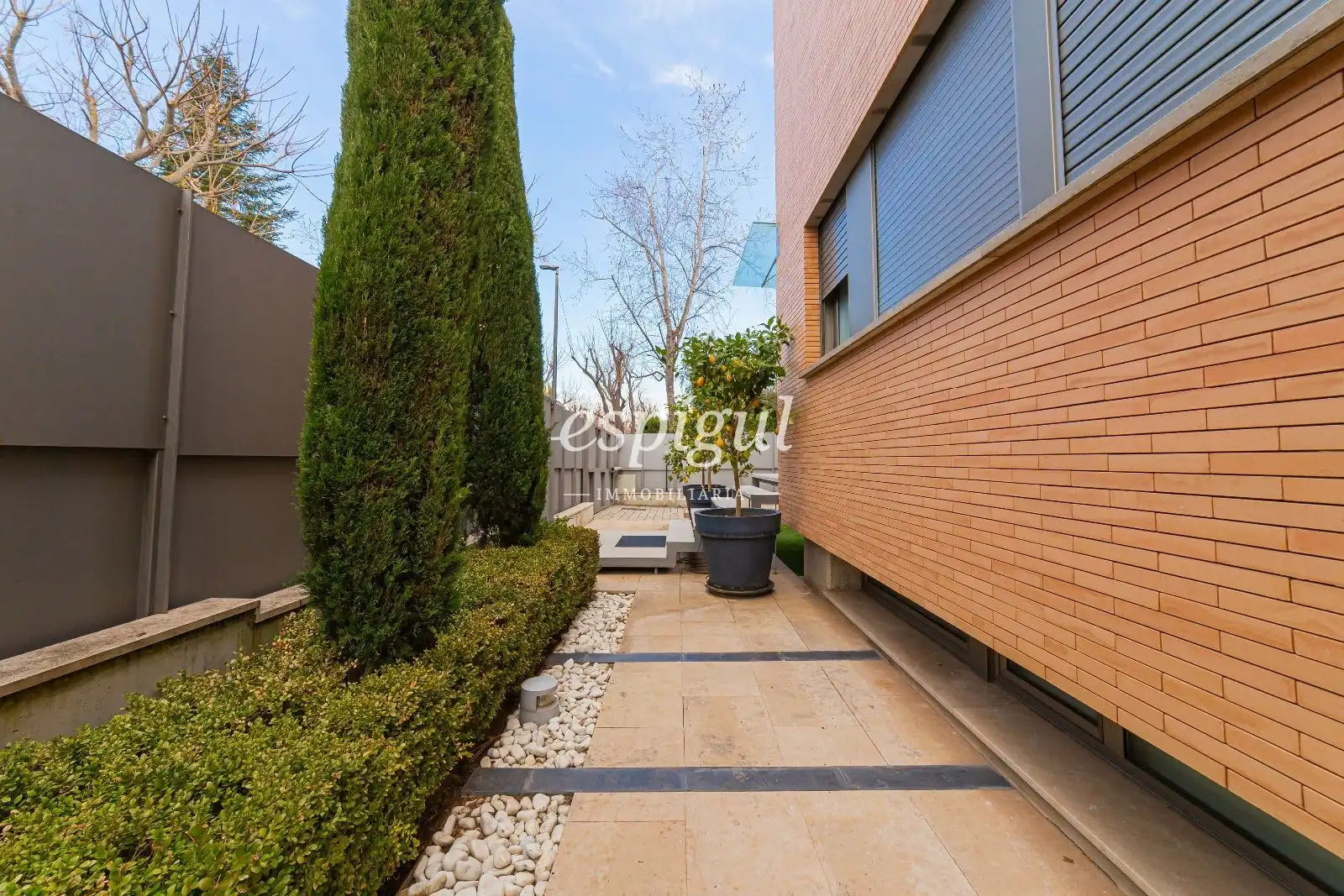 Vista exterior de Casa o chalet en venta en Sant Cugat del Vallès con Aire acondicionado, Parquet y Terraza