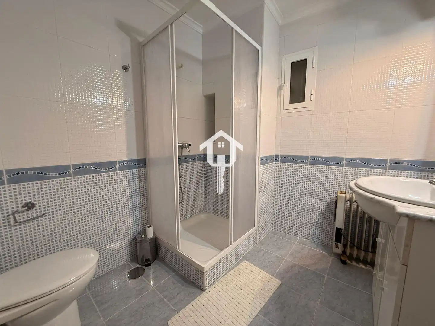 Bathroom of Houses for sale in San Vicente del Raspeig / Sant Vicent del Raspeig  with Air Conditioner, Private garden and Terrace