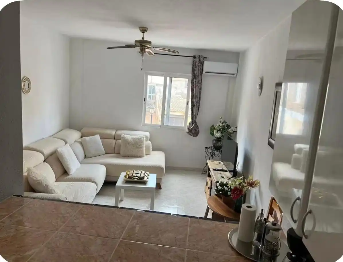 Casa amb terrassa en venda a Calle Carmen Conde 10, imagen 2