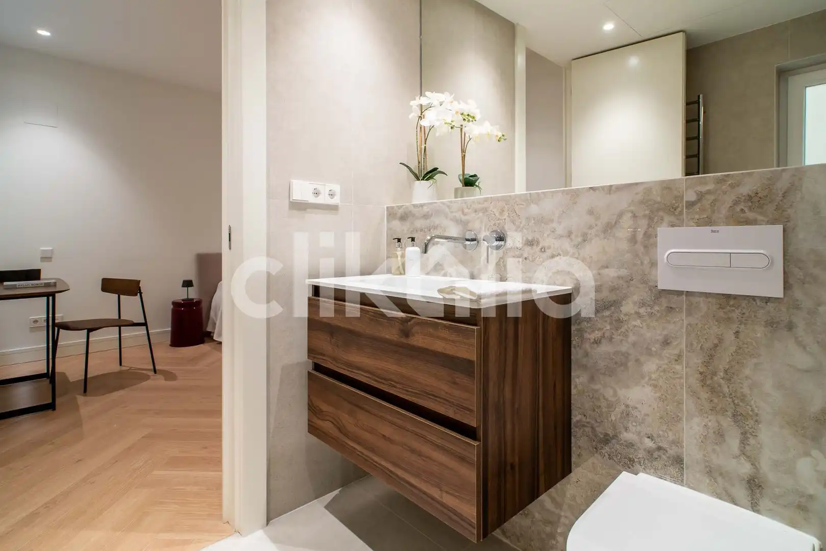 Baño de Piso en venta en Madrid con Aire acondicionado, Calefacción y Terraza
